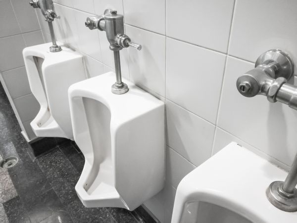 Urinal Installation in Madera