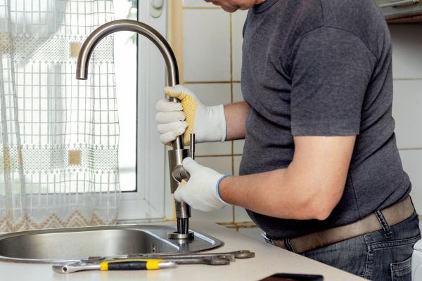 Kitchen Faucet Leak Repair in Madera