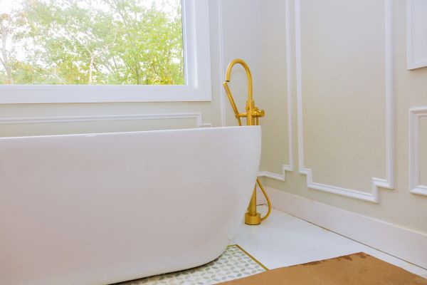 Tub Water Leak Repair in Madera