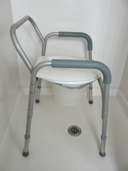 Commode Installation in Madera