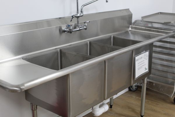 Utility Sink Installation in Madera